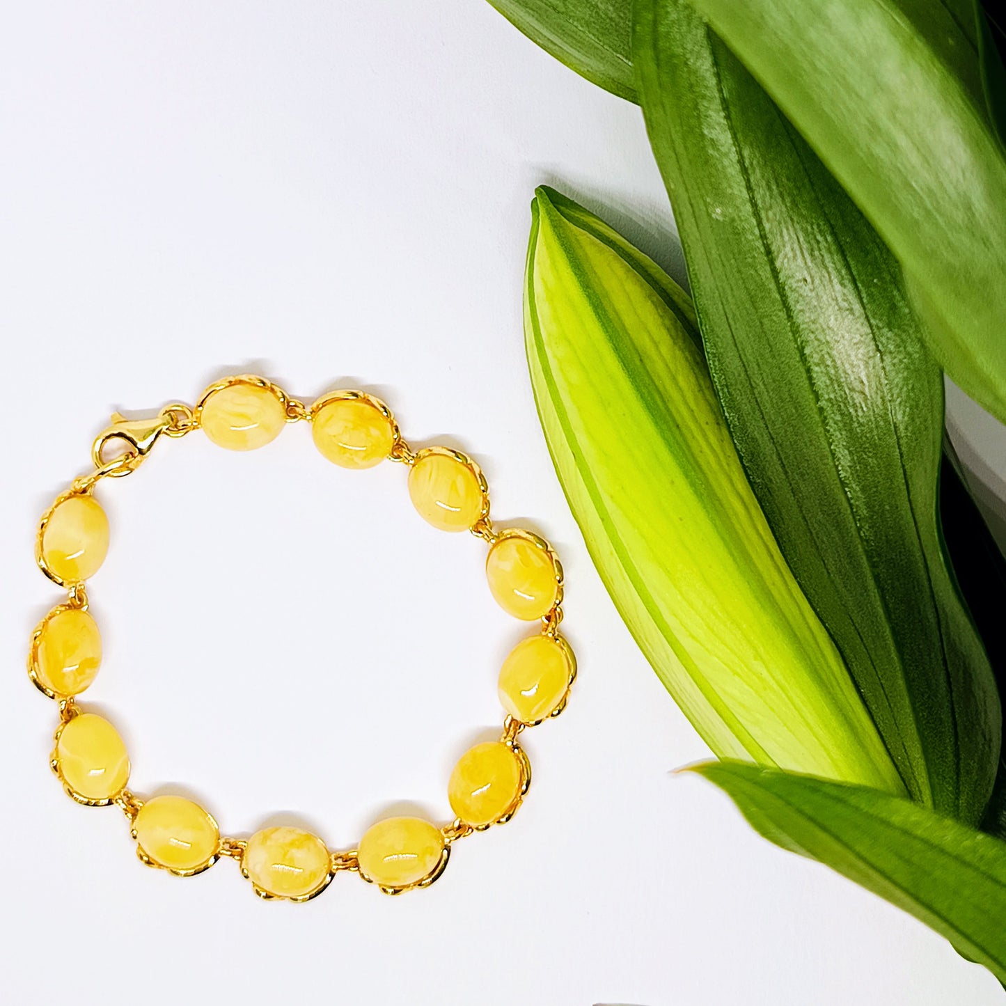 White amber bracelet, gold-plated sterling silver 925, butterscotch