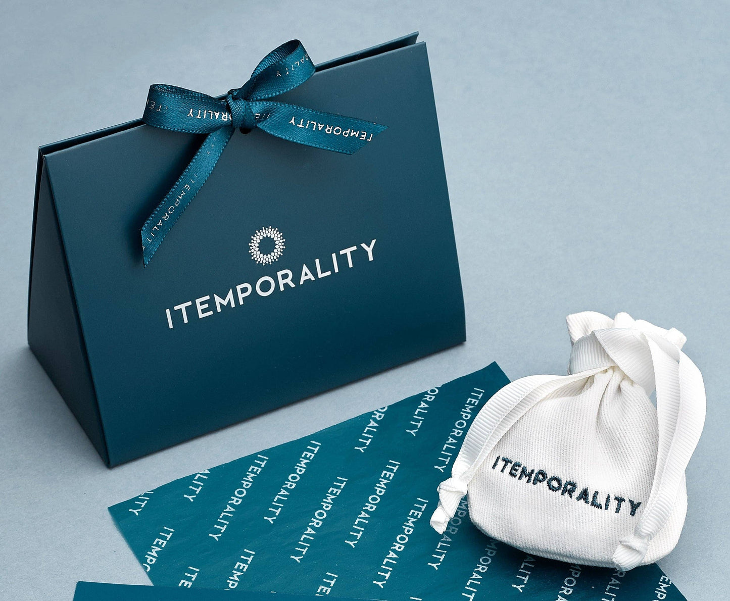 Silberohrringe, rosévergoldet, mit Amethyst und Rosenquarz