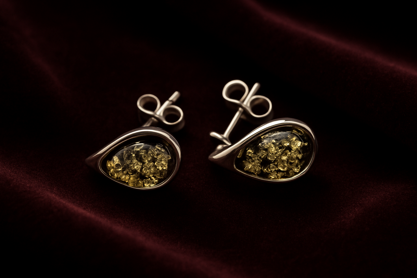 Green amber stud earrings, 925 silver, teardrop shape